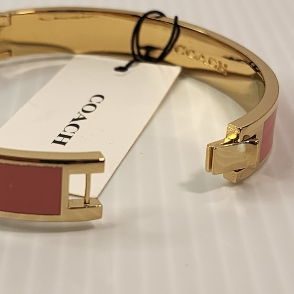 COACH Signature C-Buckle
Bangle - Gold-tone & color Pink Enamel - Picture 8 of 9
